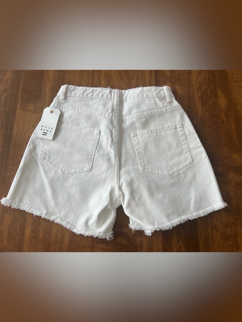 Billabong White Distressed Denim Shorts Size 25 Frayed Hem Summer Beach - Picture 5 of 6